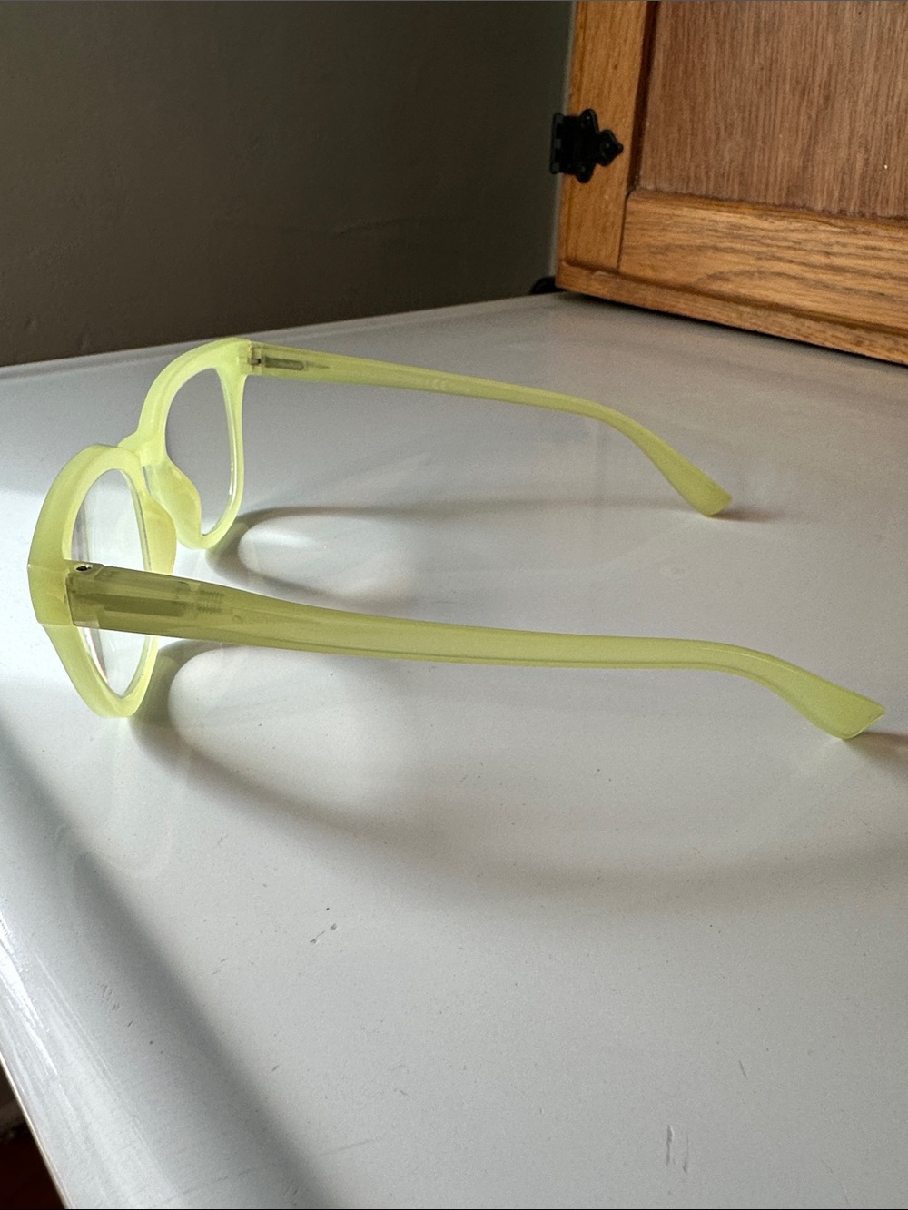 Peepers Nola Blue Light Lemon Yellow Readers 1.75 - Picture 3 of 6